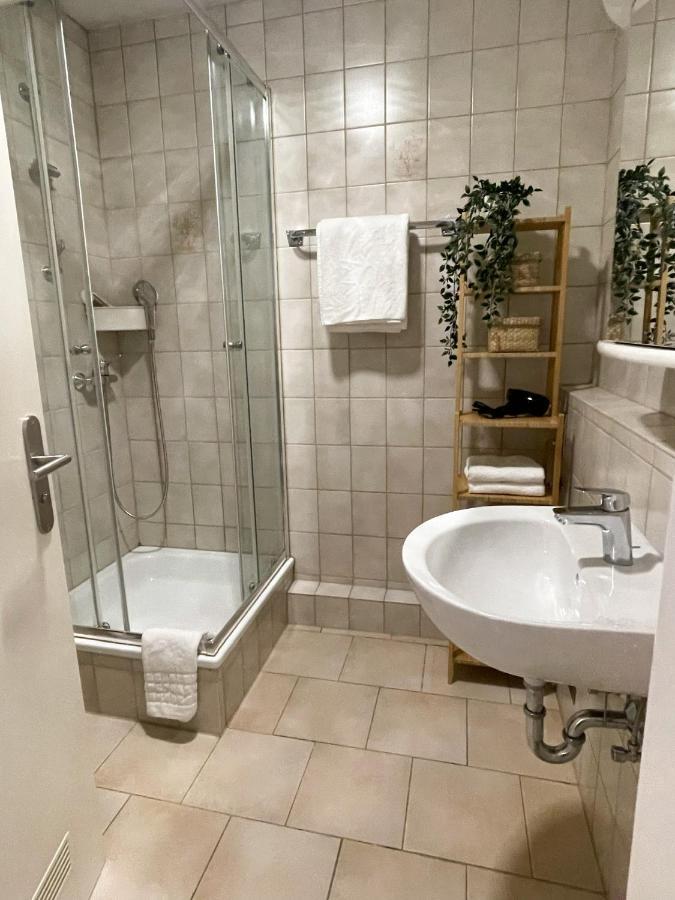 Nami - Robin - Helle Apartments Mitten In Der Stadt Memmingen Eksteriør billede