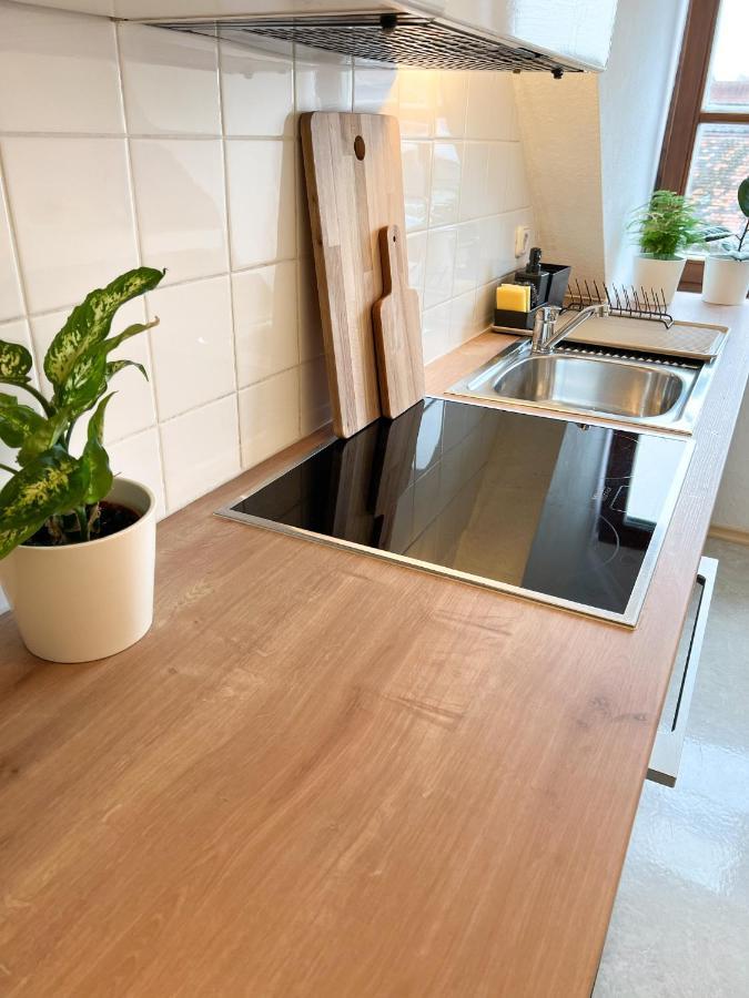 Nami - Robin - Helle Apartments Mitten In Der Stadt Memmingen Eksteriør billede